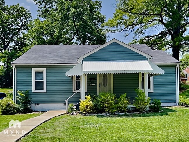 Building Photo - 7824 Rugby Ave