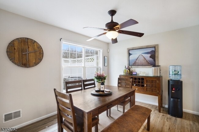 Photo - 29 Winding Way