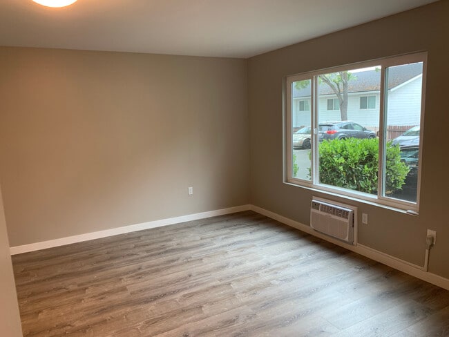 Grove Top Apartments