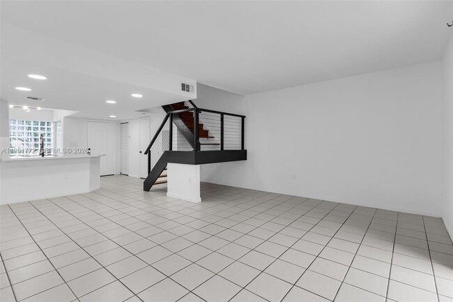 Photo - 8811 SW 130th Pl Unit 204