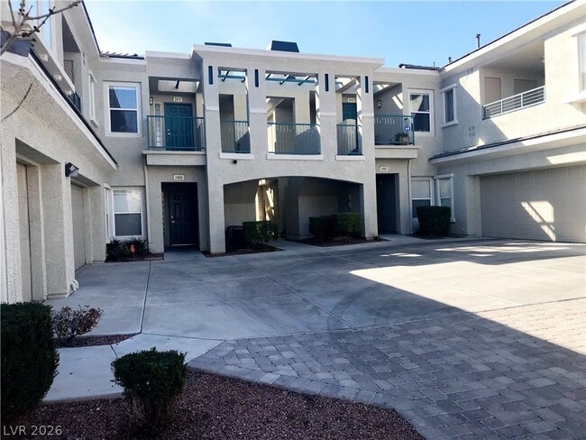 Building Photo - 10809 Garden Mist Dr Unit 2056