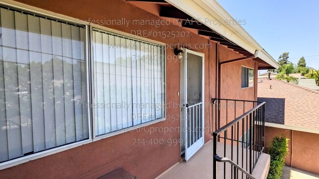 Photo - 1810 W Greenleaf Ave Unidad 3