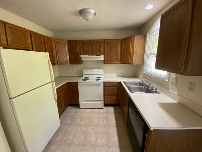 Photo - 2217 Overland Ct