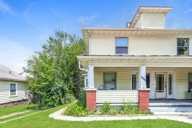 Building Photo - 1606/1608 W High St. Unit 1608 1/2