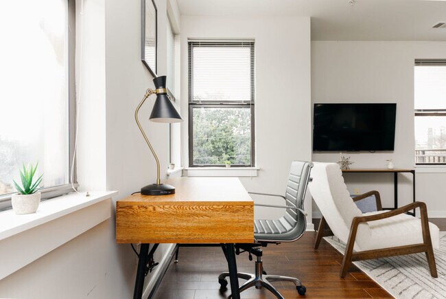 Photo - 1016 18th Ave S Unidad ID1014385P