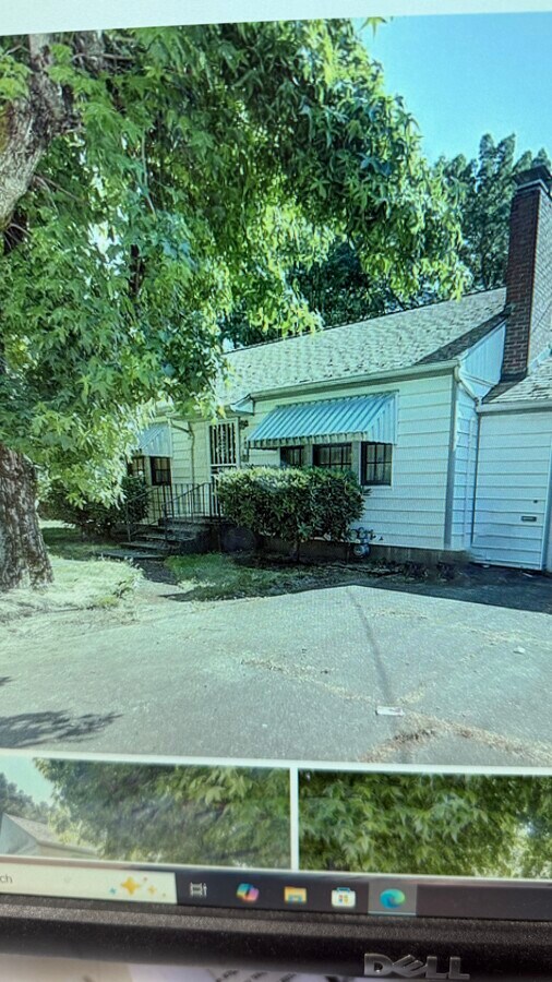 Photo - 4534 NE 82nd Ave