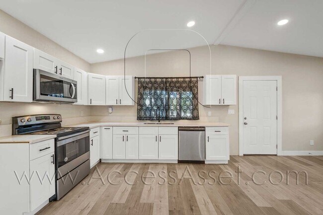 Photo - Charming 3 Bed/2 Bath Manufactured Home wi...