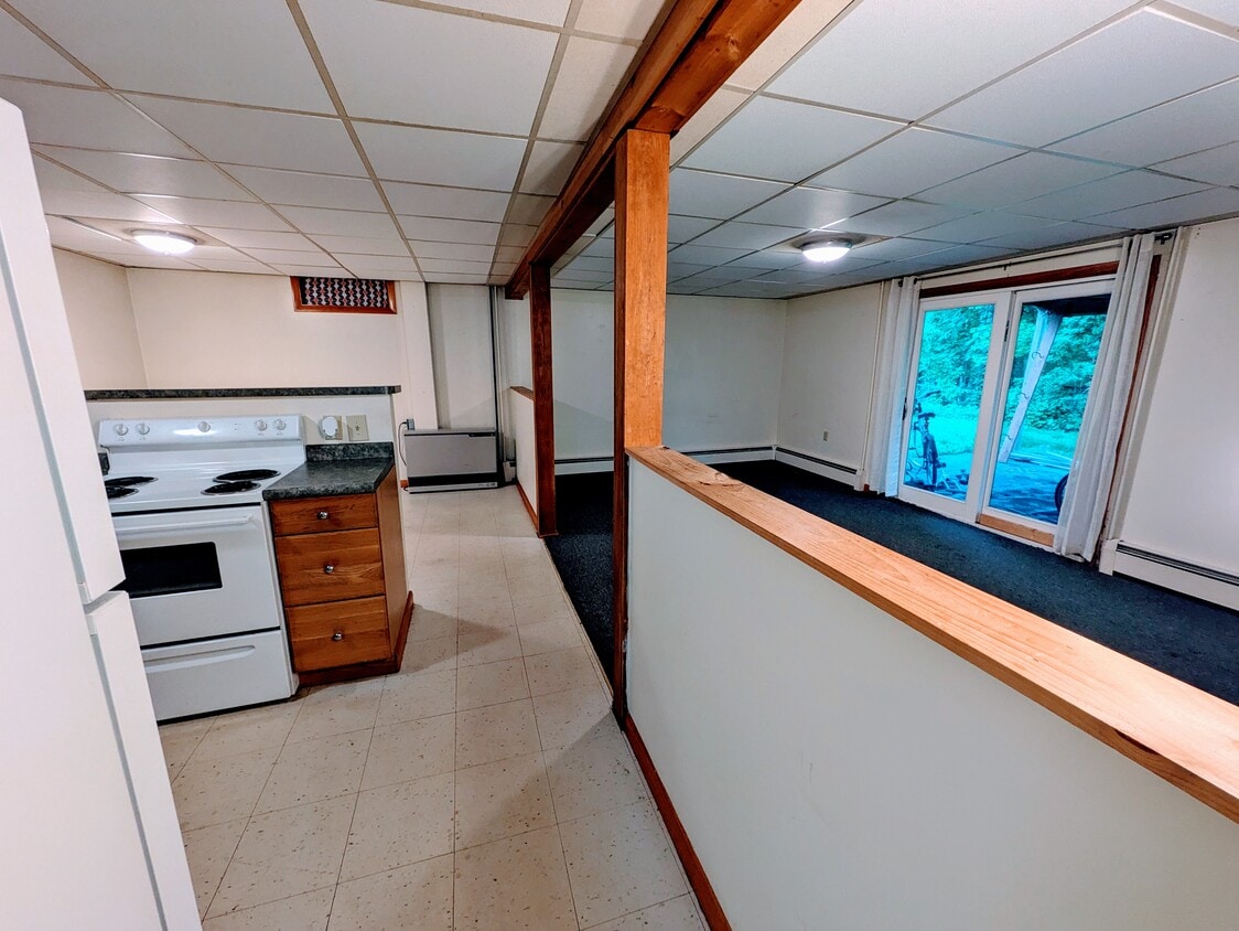 Photo - 12 Cascade Ct (Essex Junction, VT)