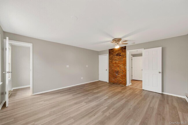 68 Catharine St Unit 2