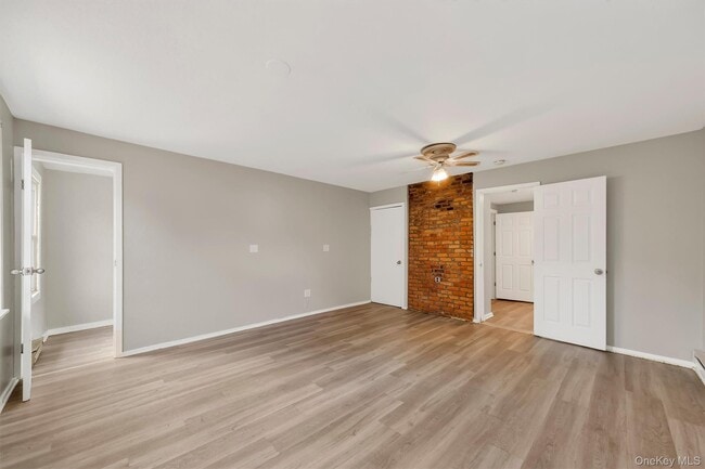 Photo - 68 Catharine St Unit 2
