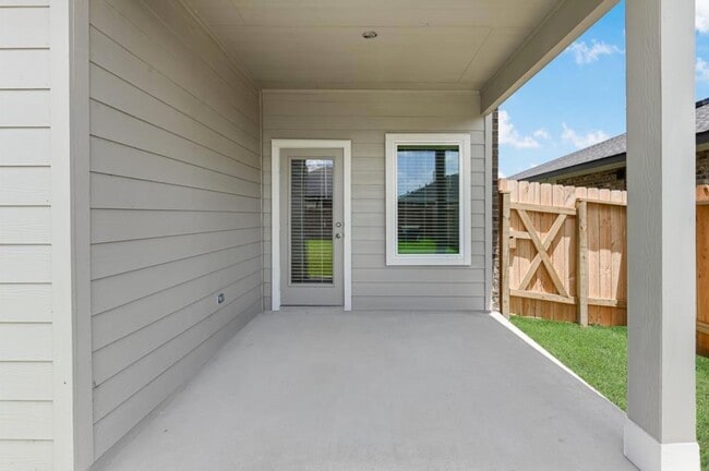 Photo - 7918 Brumly Ln