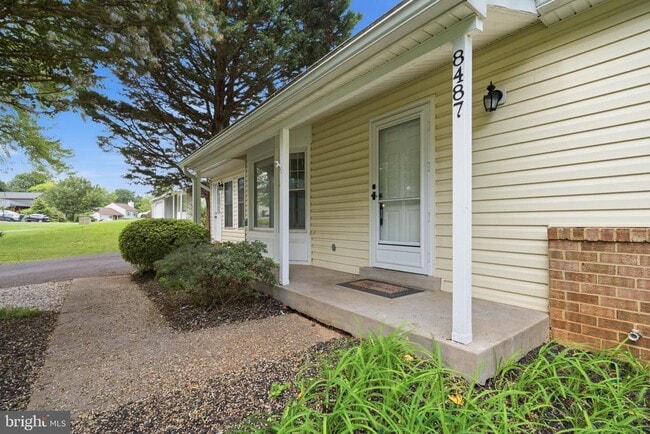Photo - 8487 Inspiration Ave
