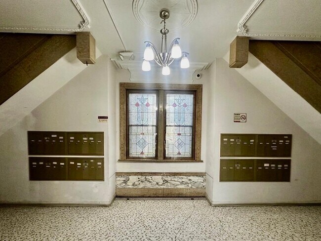 Photo - 429 Fairmount Ave Unit 412 A
