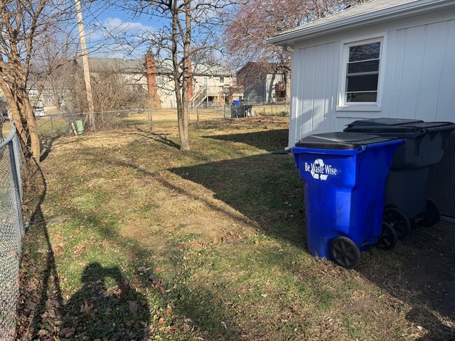 Photo - 1214 E Johnston St