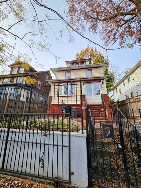 Photo - 91 Mead St