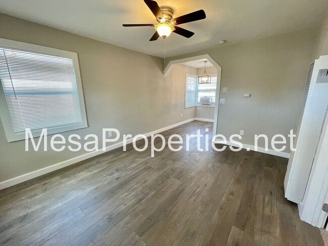 Photo - 762 S Currier St