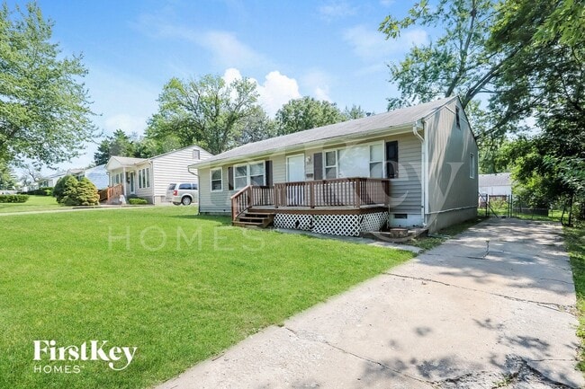 Photo - 3605 NE 54th St