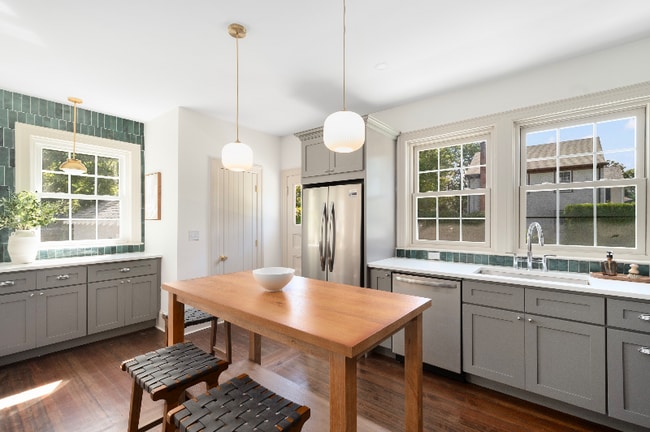 Photo - 294 Cole Ave