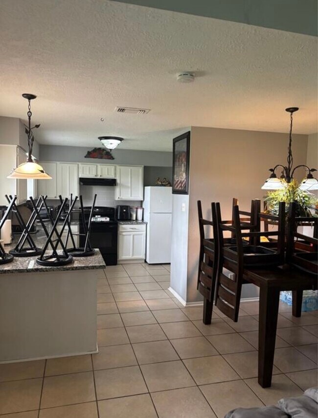 22223 Spring Gate Dr