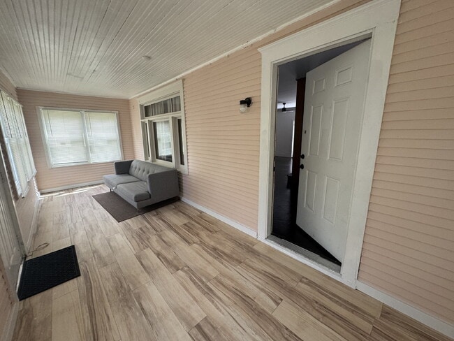 Photo - Charming 2-Bedroom Retreat on Morgan Avenue with Spacious 1106 Sq Ft Living Space