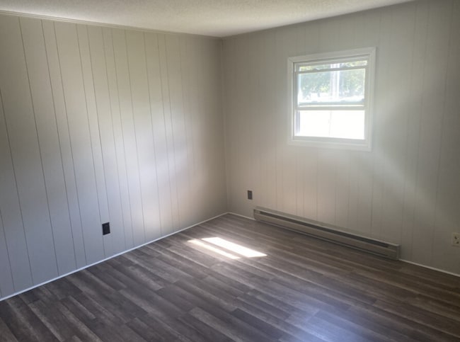 Building Photo - 3991 Bradford Ct Unit D