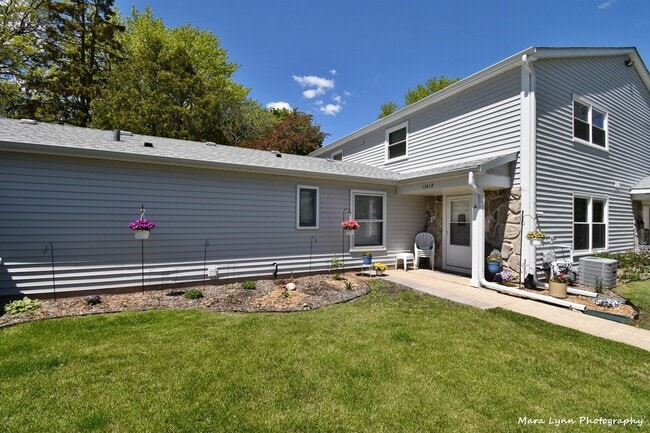 Photo - 1341 N Glen Cir Unit D