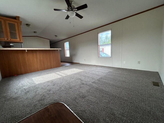 Photo - 319 Spring Park Dr