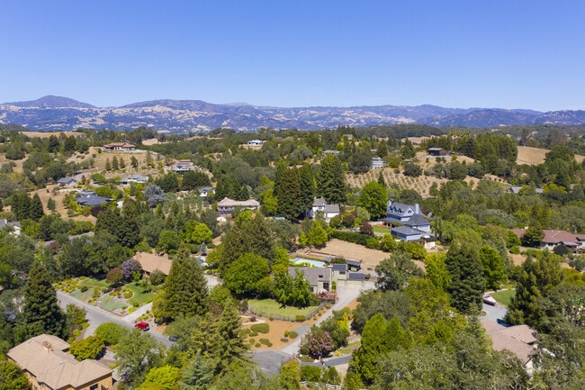 Photo - 230 Zinfandel Rd