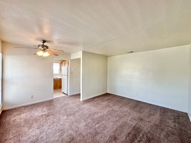 Photo - 1102/1104 Williamson Unit 1102