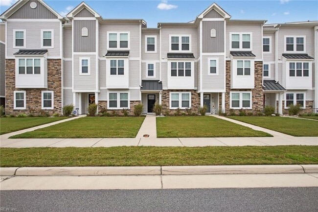 Photo - 2001 Laycock Ln Unit 103