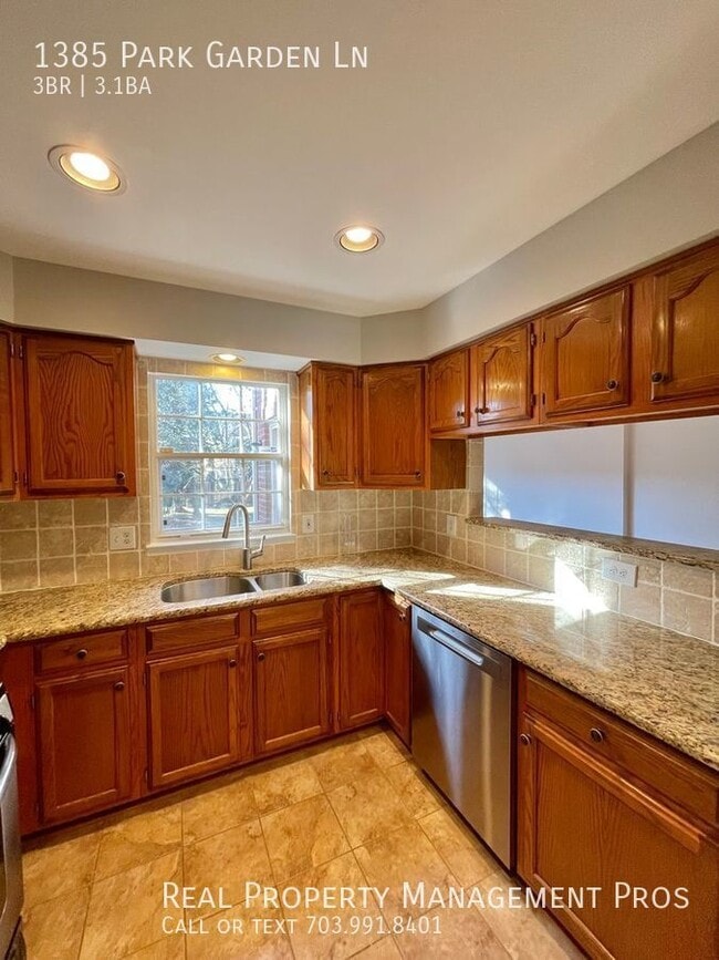 Photo - 1385 Park Garden Ln