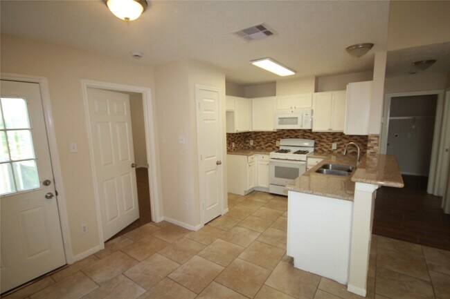 Photo - 19634 Cypress Bough Dr