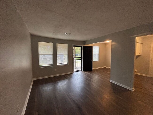 Photo - 1425 Todds Creek Cove