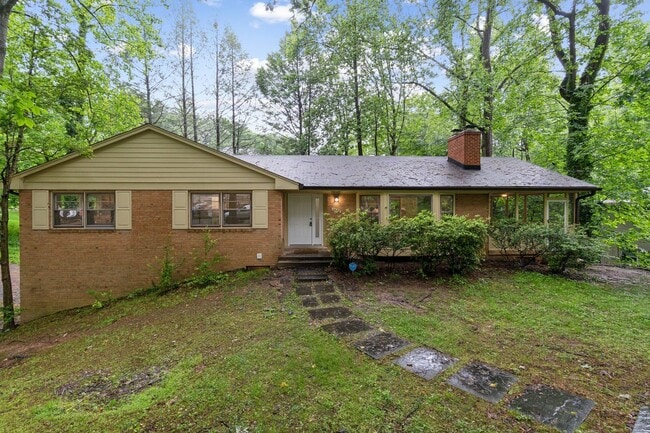 Large home on corner lot in Chesterbrook W... - Large home on corner lot in Chesterbrook W...