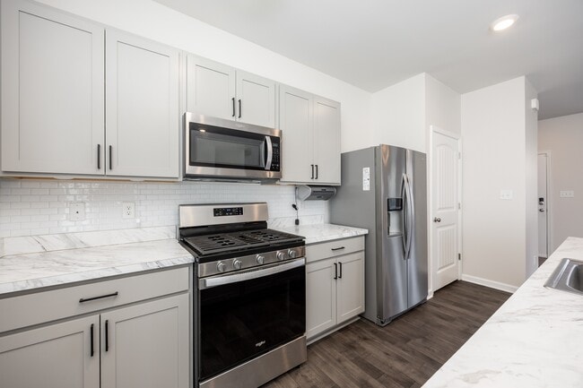 Photo - 317 Stream Valley Ct