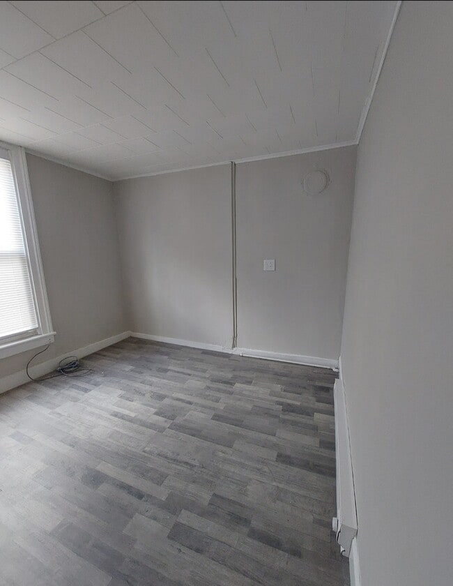 Photo - 26 Hudson Ave Unit 2nd foor