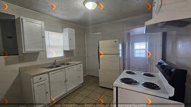 Photo - 711 Wichita Ave Unit 711-2