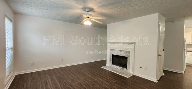Photo - 588 Hunnicutt Rd SE
