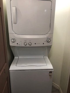 Photo - 360 Middlefield Rd