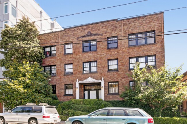 Oriana Apartments
