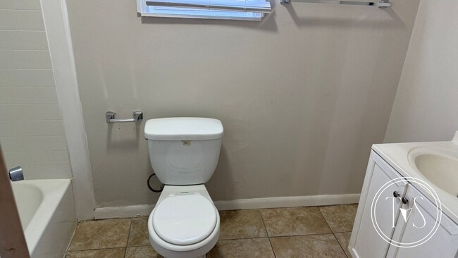 Photo - WINTER MOVE-IN SPECIAL: $750 OFF 1st MONTH'S RENT!**