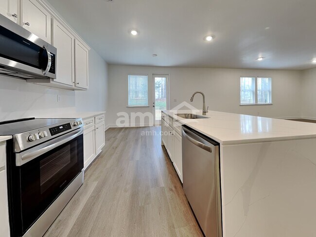 Photo - 1529 Aquamarine Dr