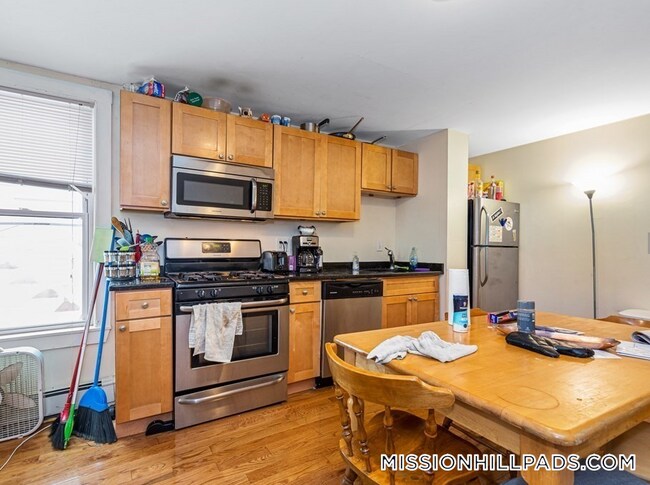 Photo - 44 Hillside St Unit 1