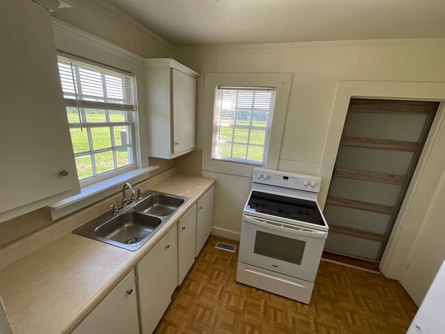 Photo - Quiet 2/1 Country Home in Marianna