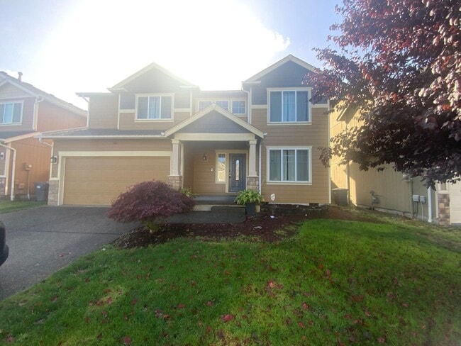 Building Photo - Beautiful Spanaway Home! Apply Today