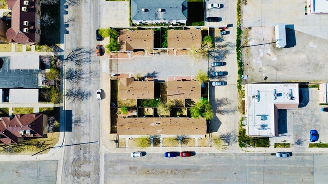 Photo - 1857 Elm St