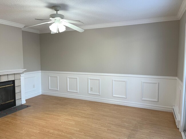 Photo - 585 Park Rd Unit 11-2