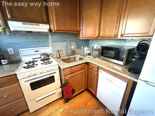 Photo - 1054 Cambridge St Unit #2F