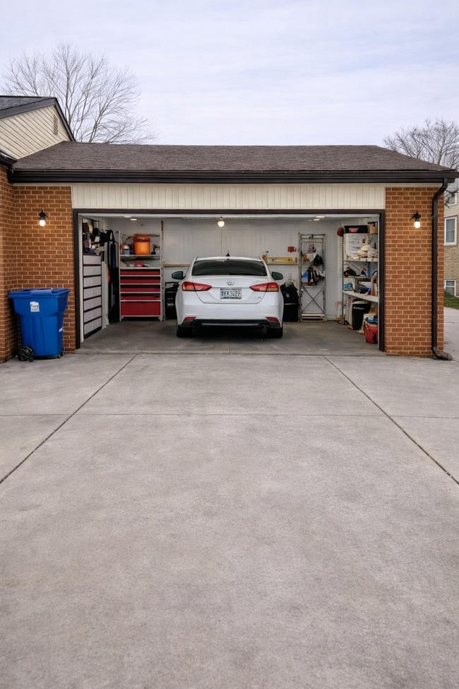 Photo - 42520 Bishop Rd