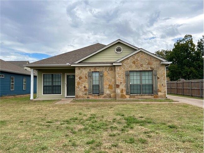 Building Photo - 208 Garden Dr Rental